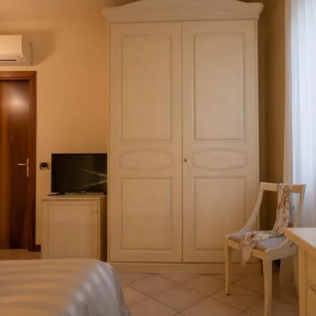 San Lorenzo Hotel Pozzolengo